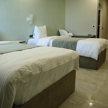 Vell Grey Hotel Martuni Exterior foto
