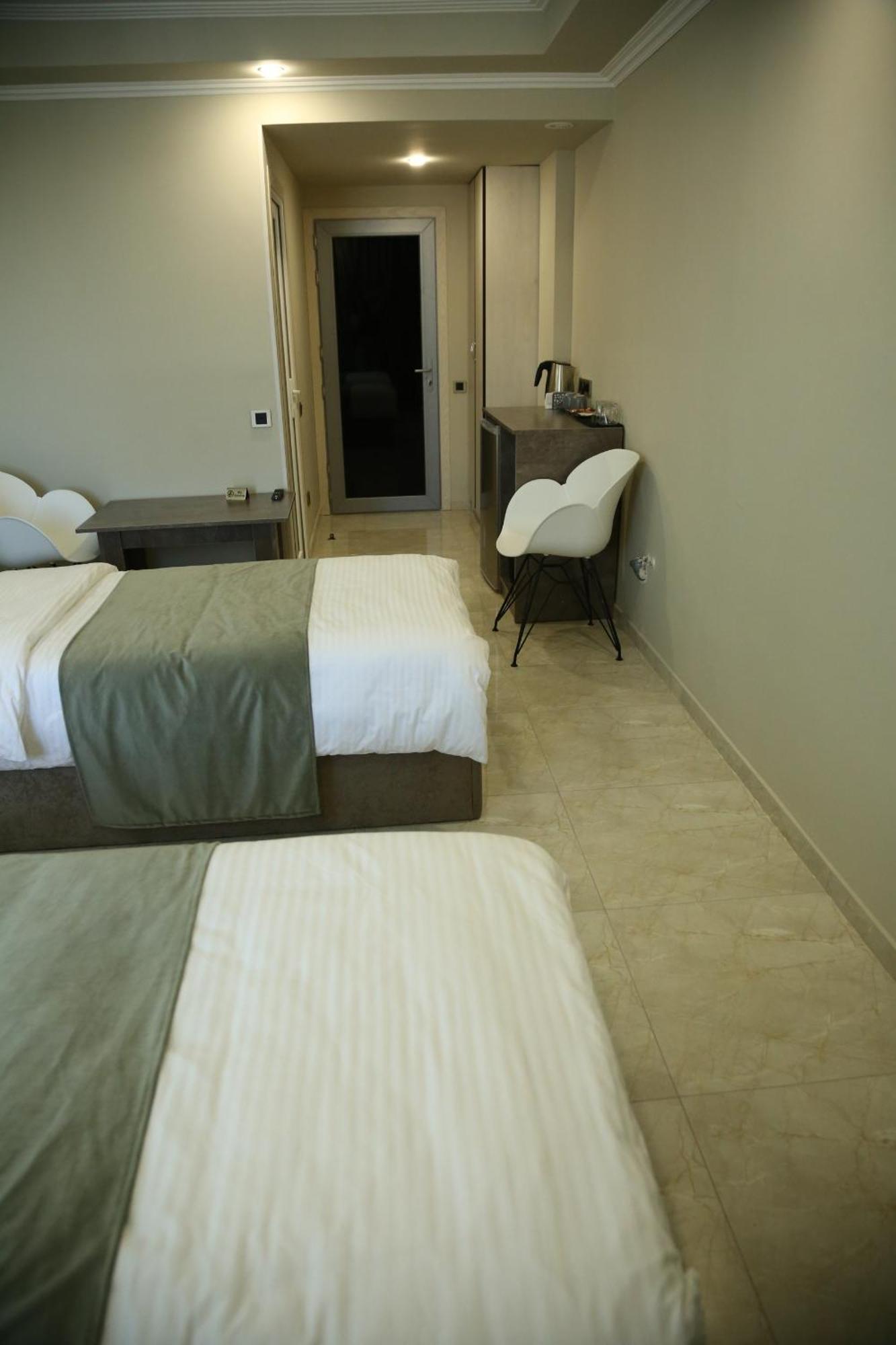 Vell Grey Hotel Martuni Exterior foto